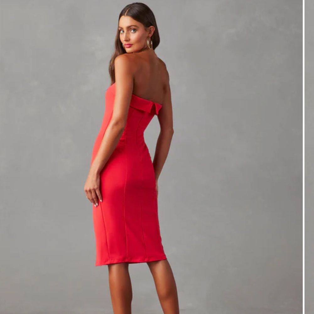 All Or Nothing Strapless Midi Dress Size small